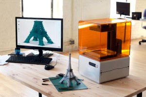 Form 1 DLP 3D printer